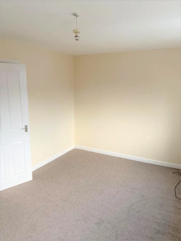 SaddlecoteClose, Manchester, M8, photo 6