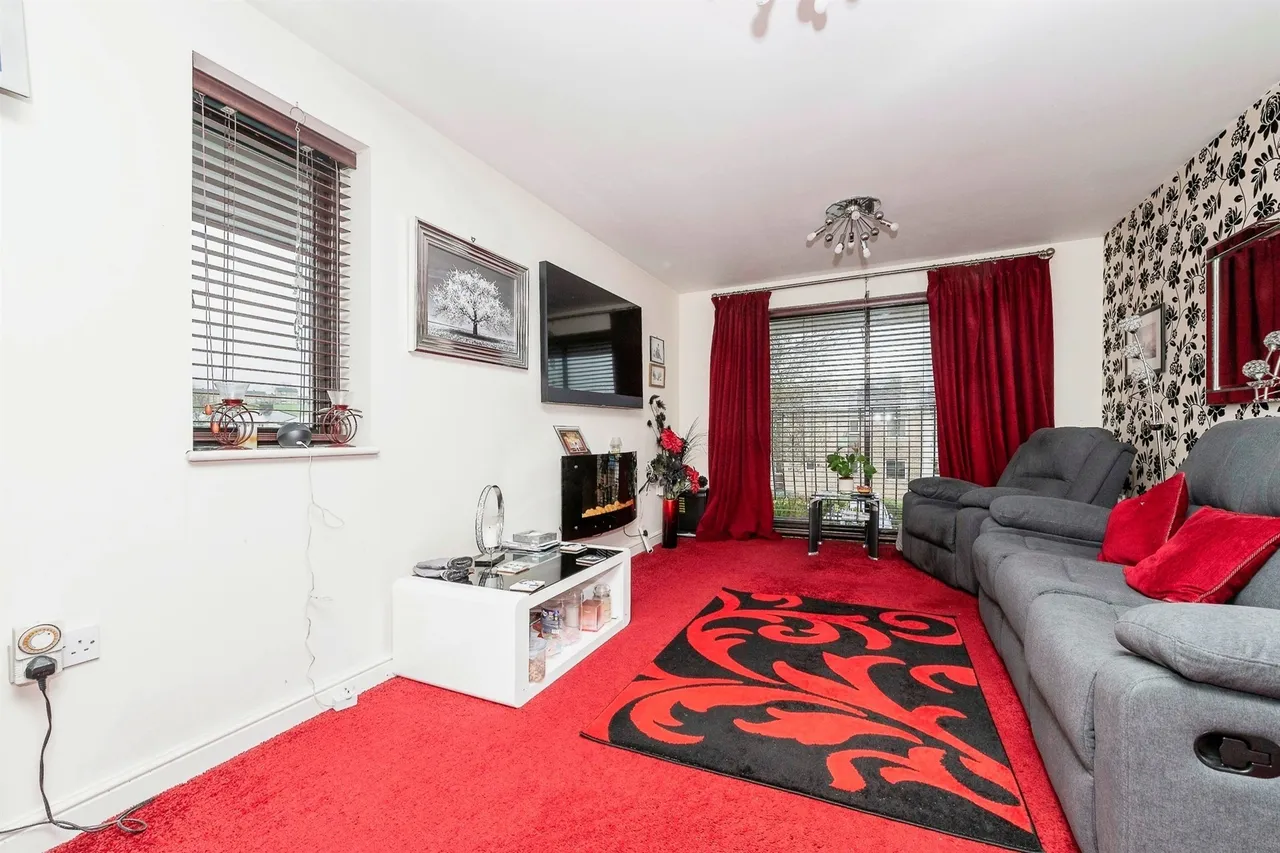 Queensway, HEMEL HEMPSTEAD, photo 7