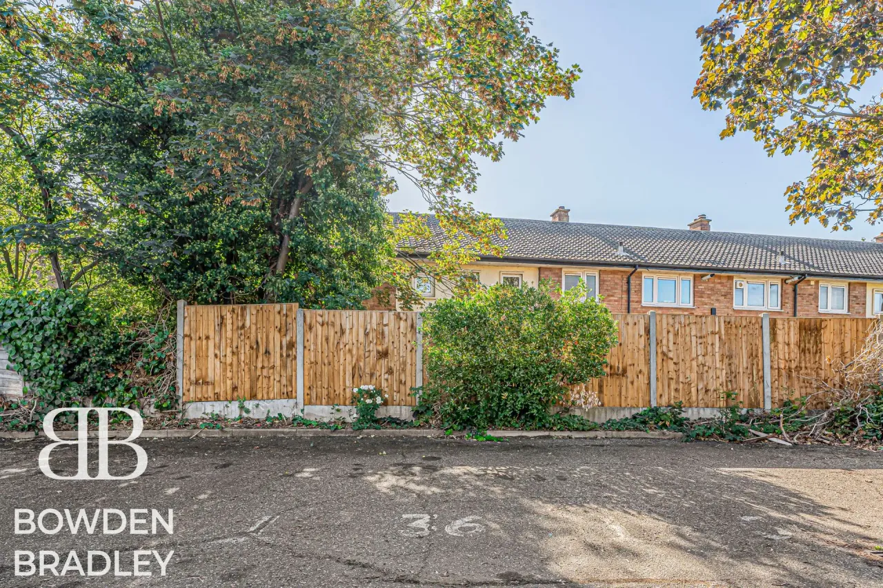 Youngs Road, Hastingwood Court, IG2, photo 33