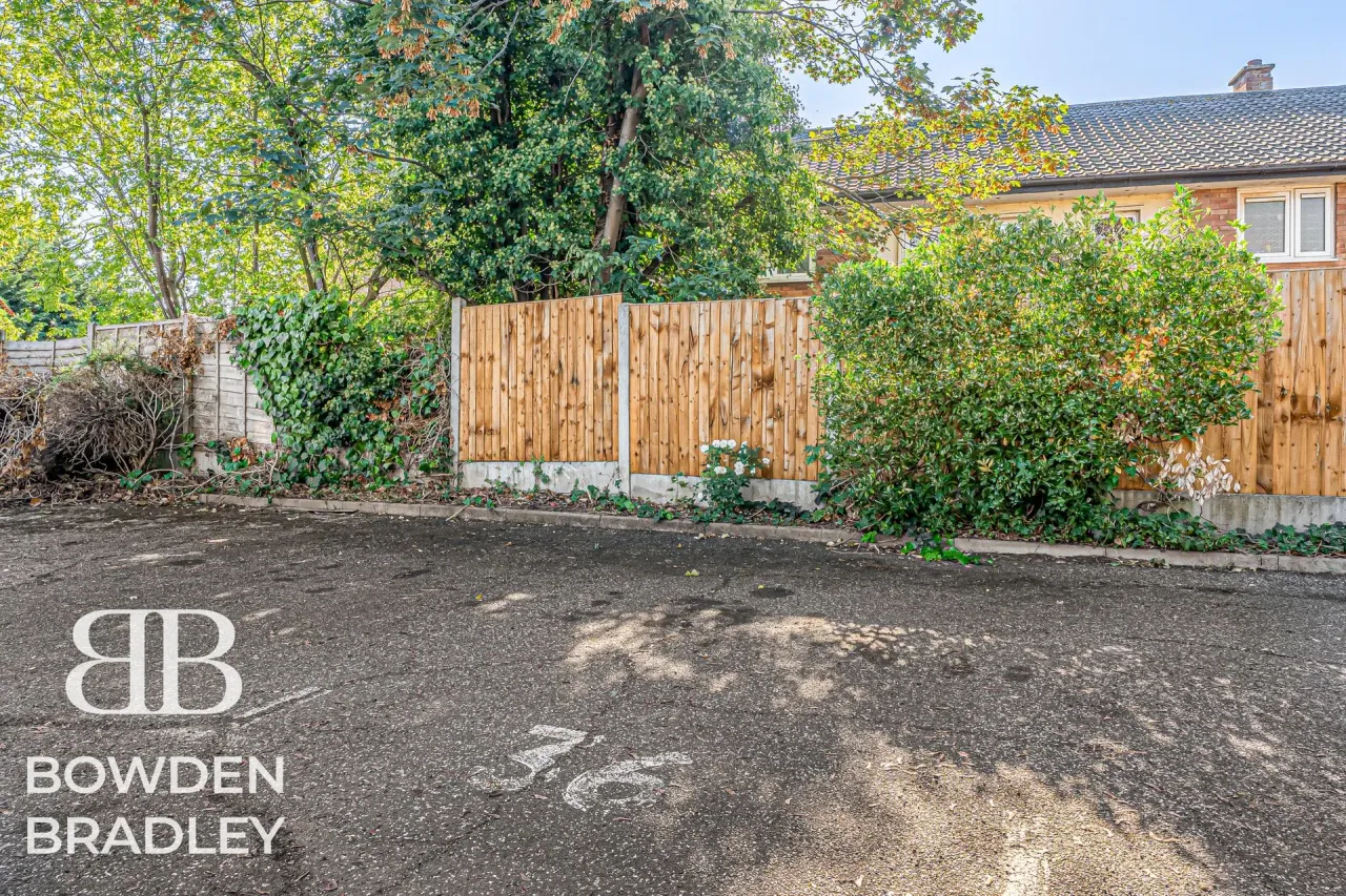 Youngs Road, Hastingwood Court, IG2, photo 34
