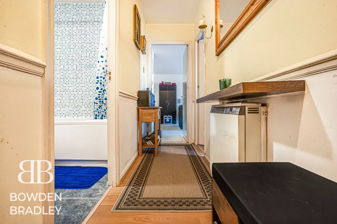 Youngs Road, Hastingwood Court, IG2, photo 23