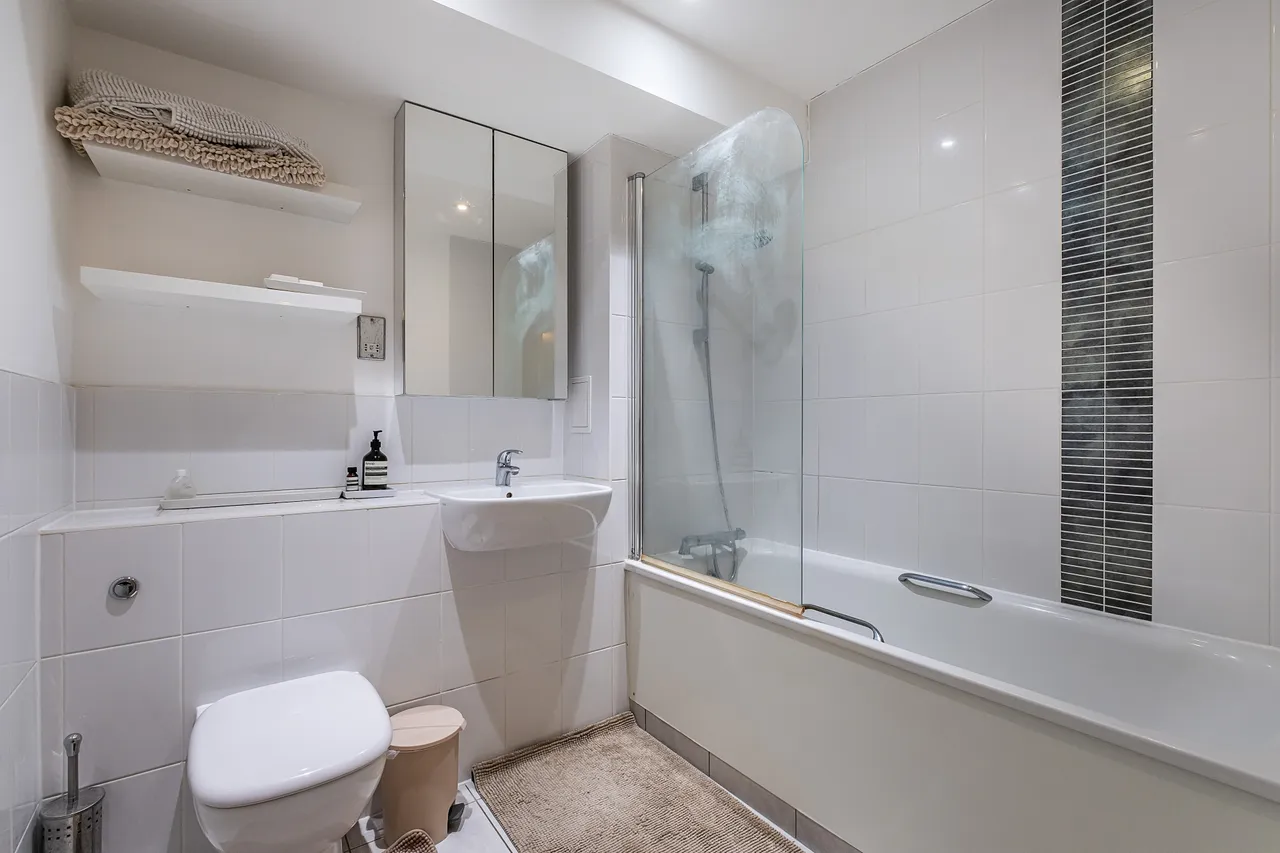 Kilburn Park Road, London, NW6, photo 3