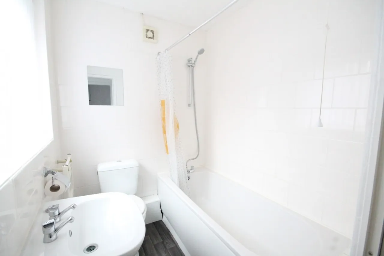 Ford Lane, Crewe, CW1, photo 5