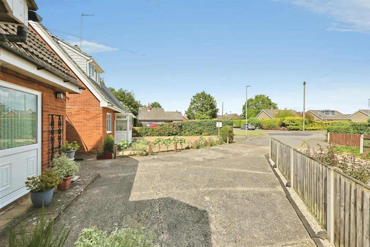 Windmill Avenue, Dereham, NR20, photo 2