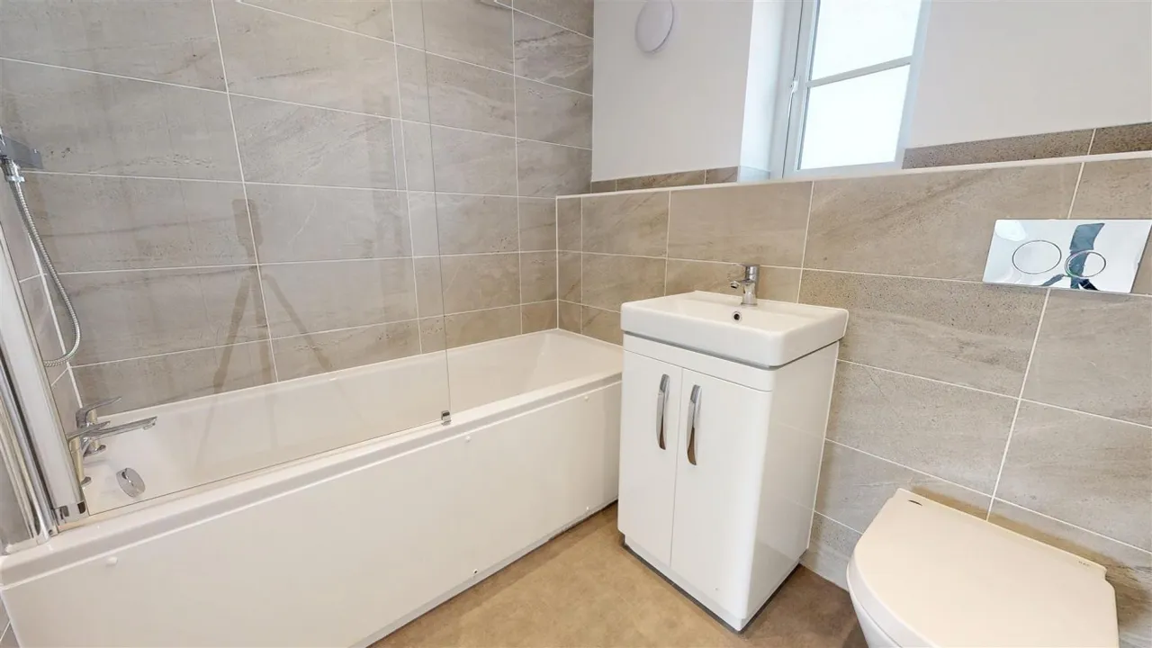 Curtis Way, Weymouth, DT4, photo 10