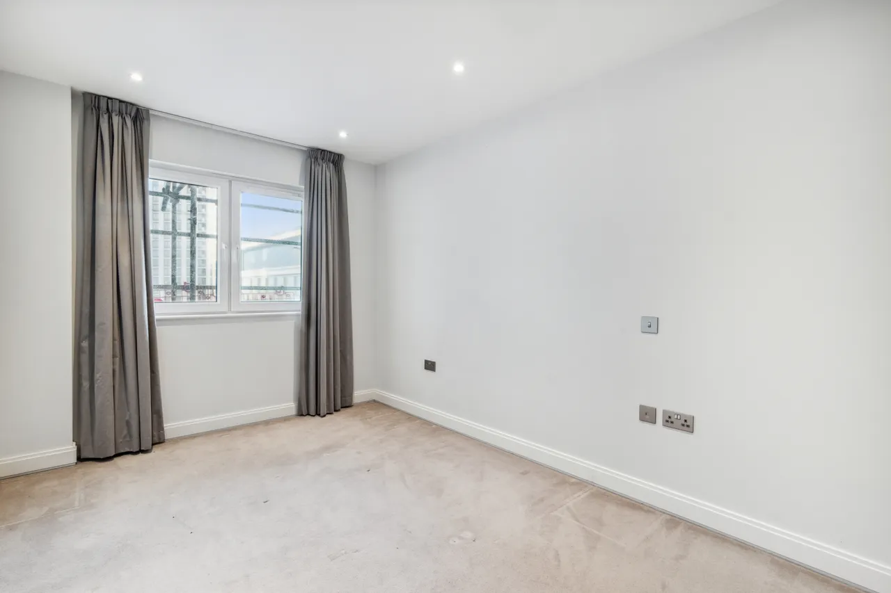 Holman Road, London, SW11, photo 6