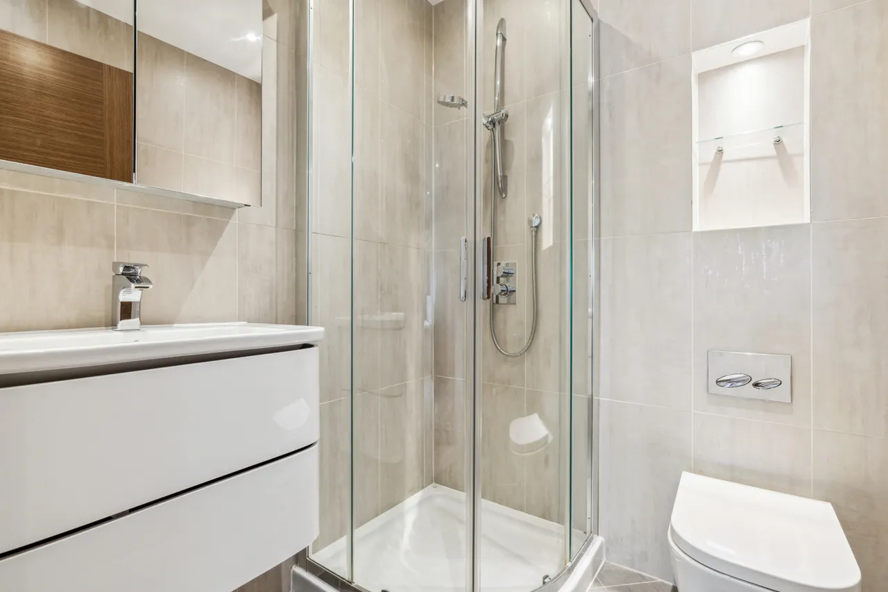 Holman Road, London, SW11, photo 7