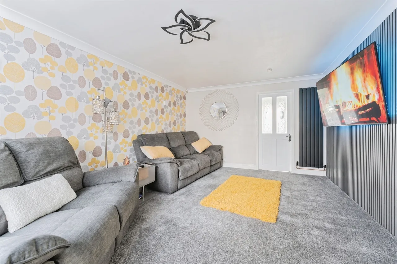 Moston Way, Great Sutton, Ellesmere Port, photo 5