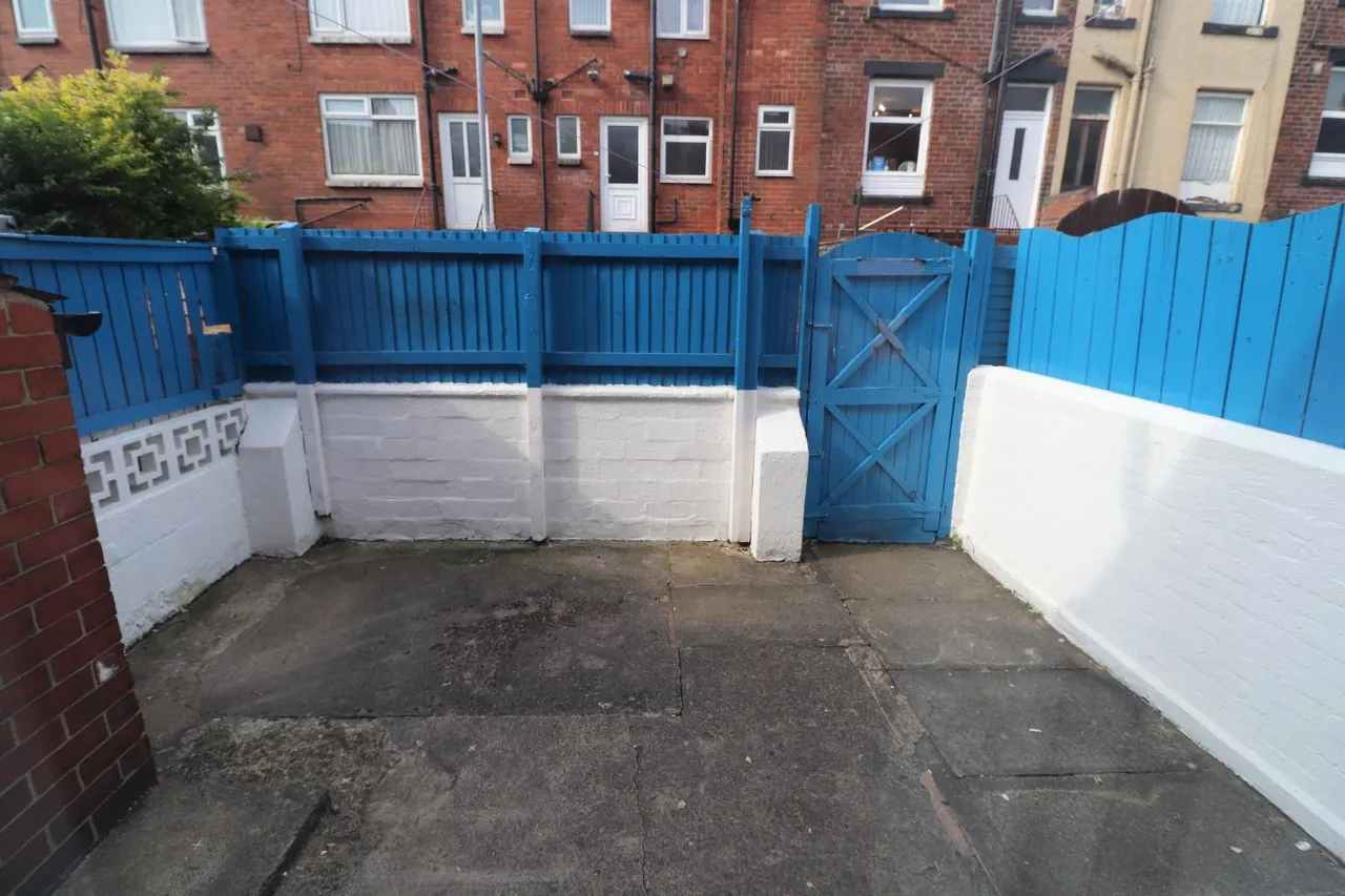 Aston Street, Leeds, LS13, photo 10