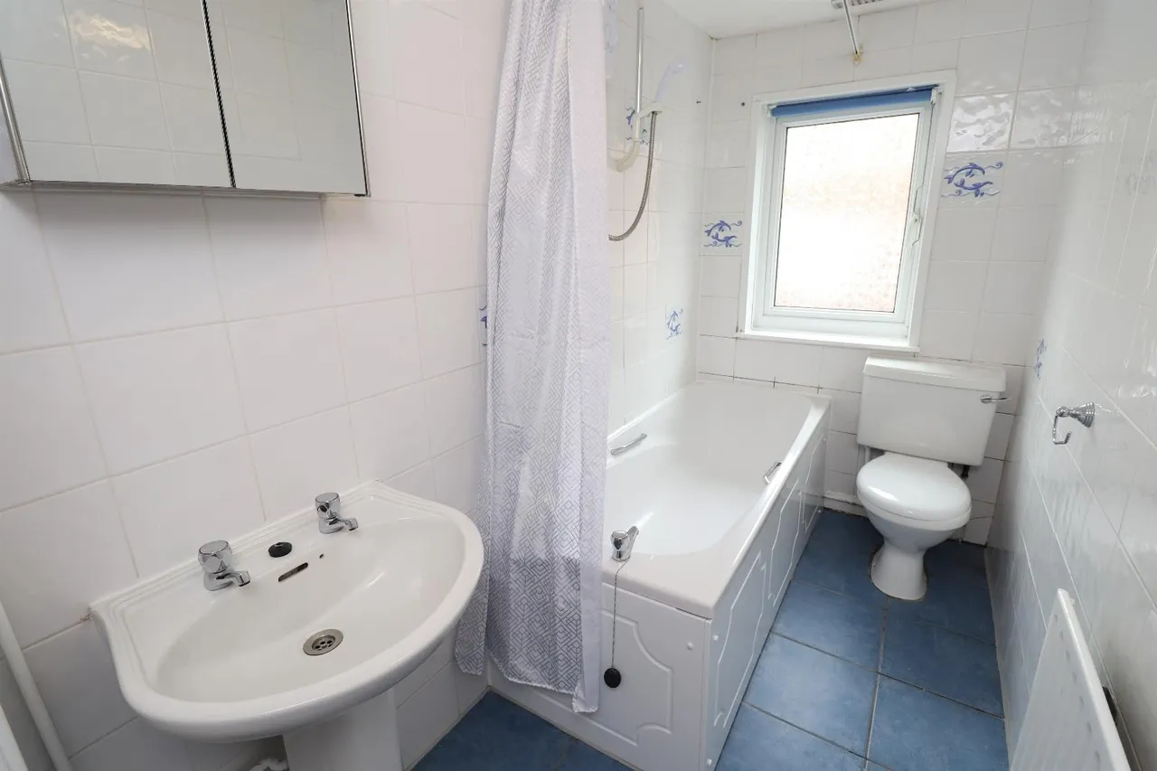 Aston Street, Leeds, LS13, photo 9