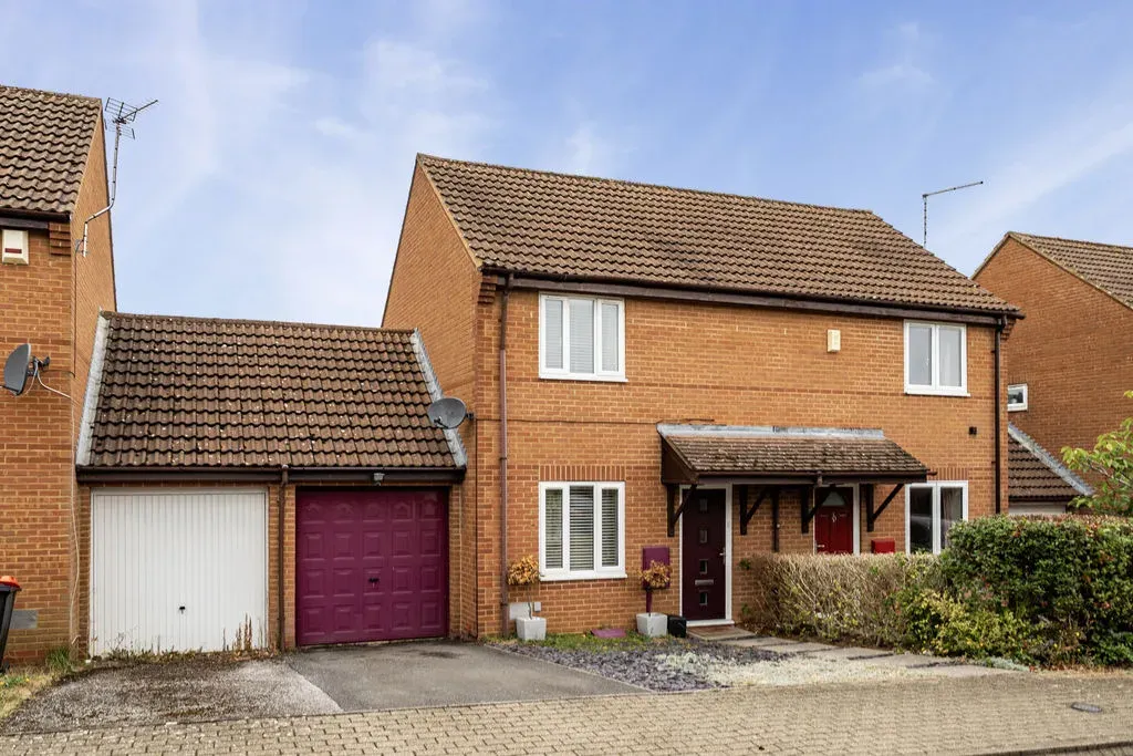 2 bed house for sale — Wistmans, Furzton, Milton Keynes, Buckinghamshire, MK4 1LB