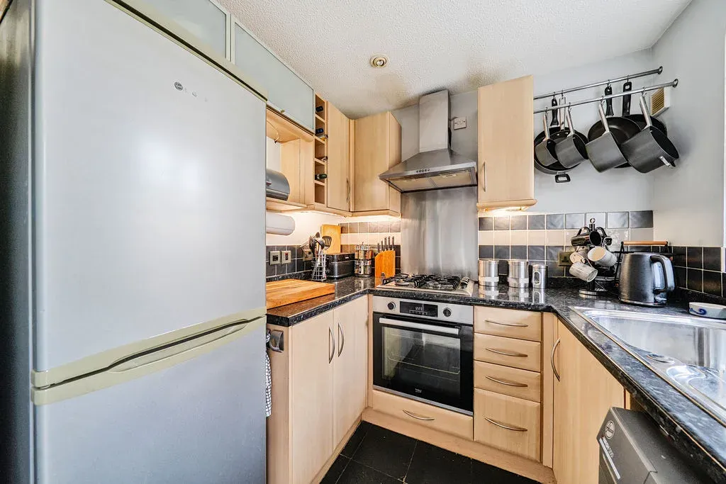 Wistmans, Furzton, Milton Keynes, Buckinghamshire, MK4 1LB, photo 11