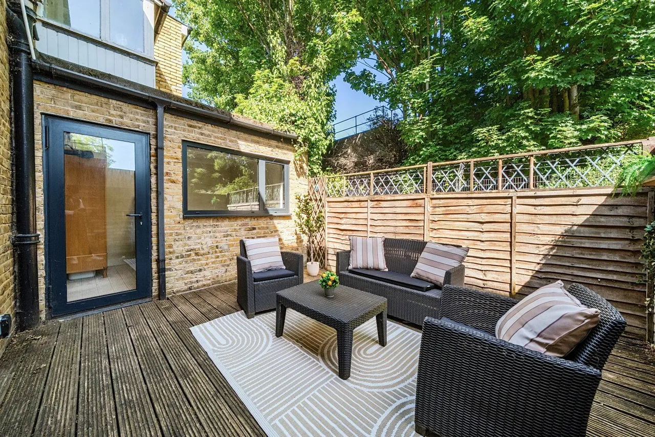 Cleveland Avenue, Chiswick, London, W4, photo 2