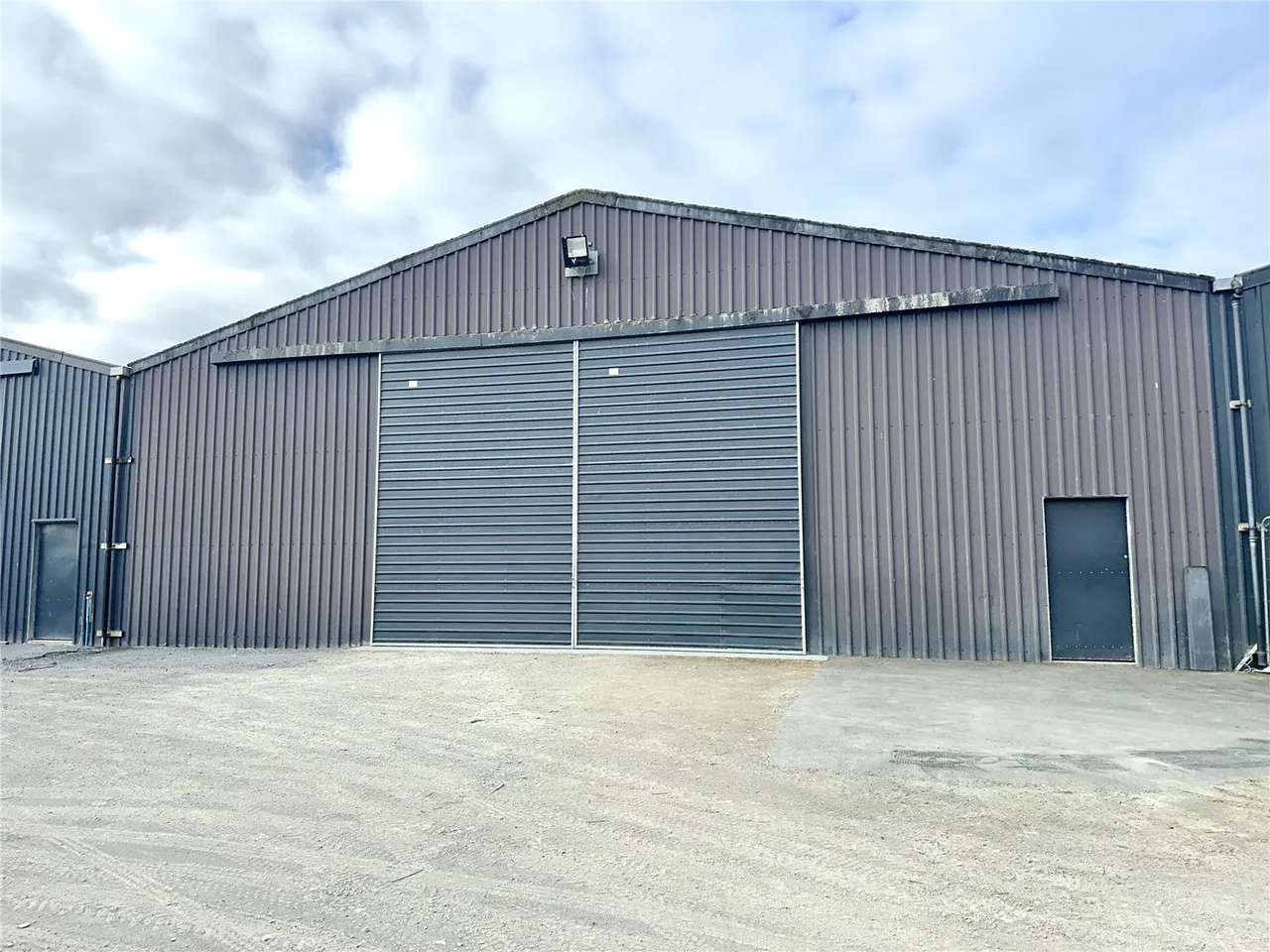 commercial to rent, The Grandstand, Trefeglwys