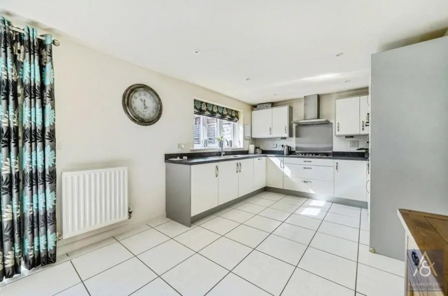 Needlepin Way, Buckingham, MK18, photo 22