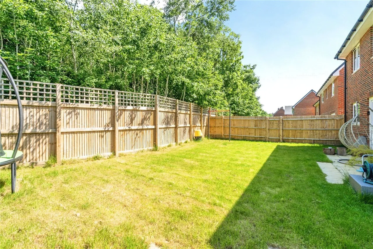 Pintail Drive, Chichester, PO20, photo 13