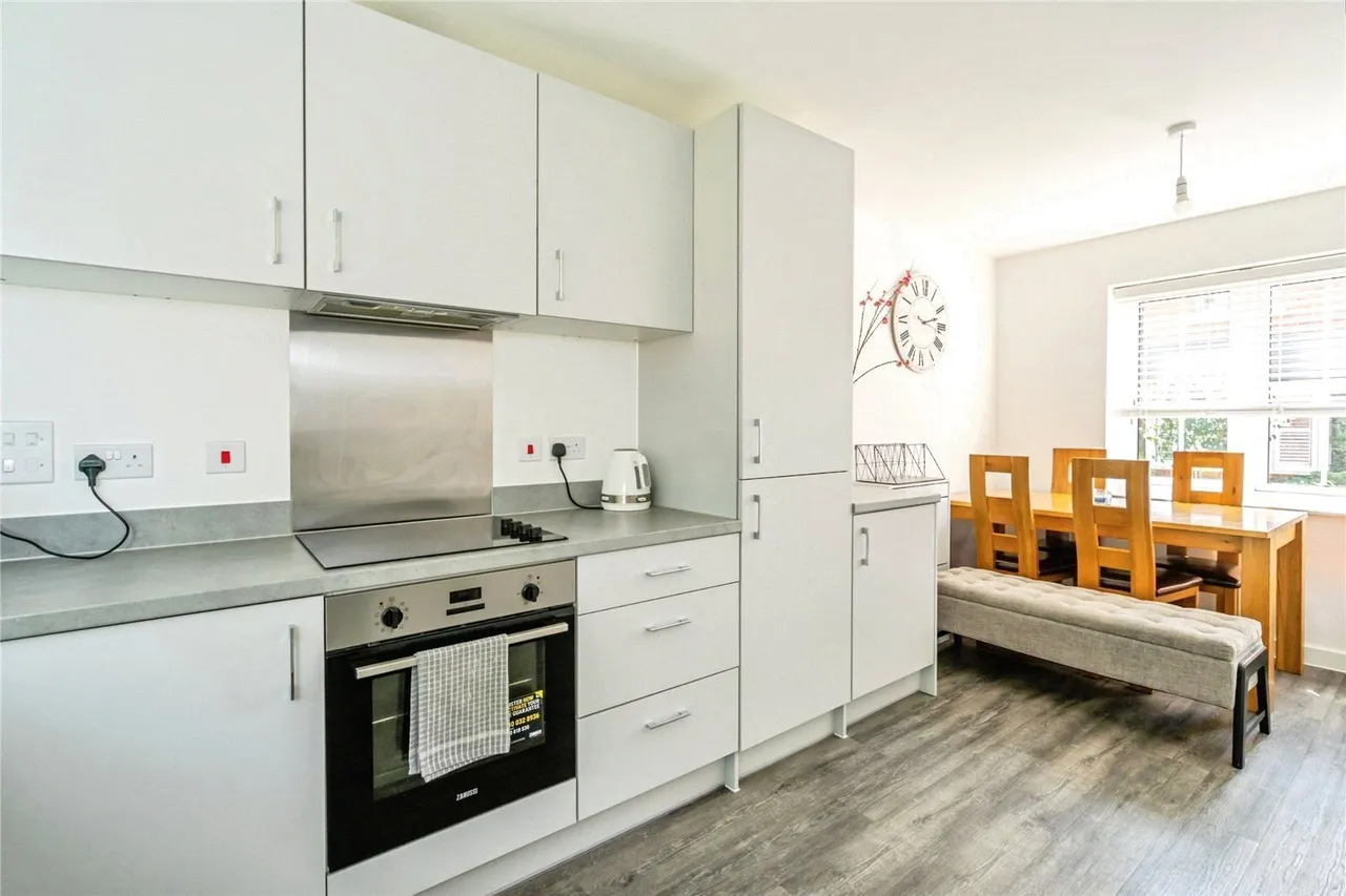 Pintail Drive, Chichester, PO20, photo 2