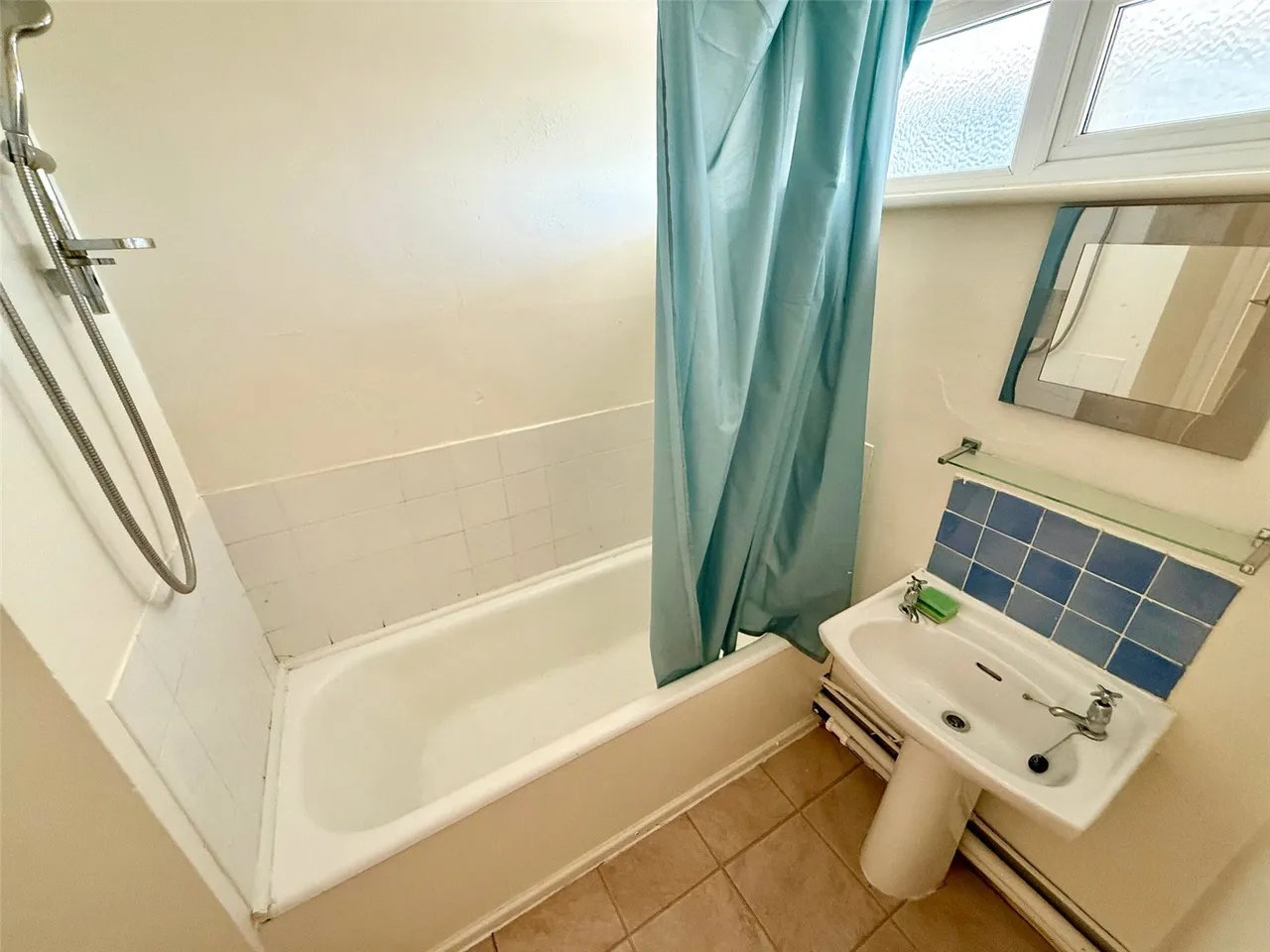 Calder Road, Stourport-on-Severn, Worcestershire, DY13 8QD, photo 6