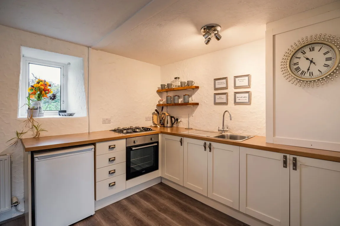 Mountain Road, Llanfechell, Amlwch, Isle of Anglesey, LL68 0SD, photo 24