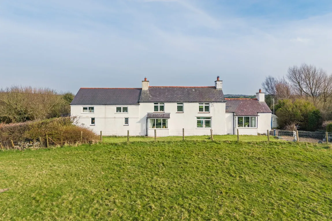 Mountain Road, Llanfechell, Amlwch, Isle of Anglesey, LL68 0SD, photo 35