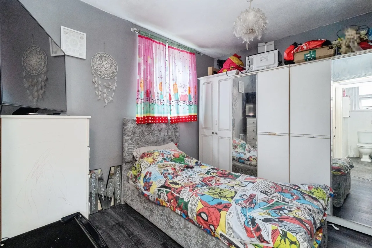 Hartshead Avenue, Ashton-under-Lyne, Greater Manchester, OL6, photo 12