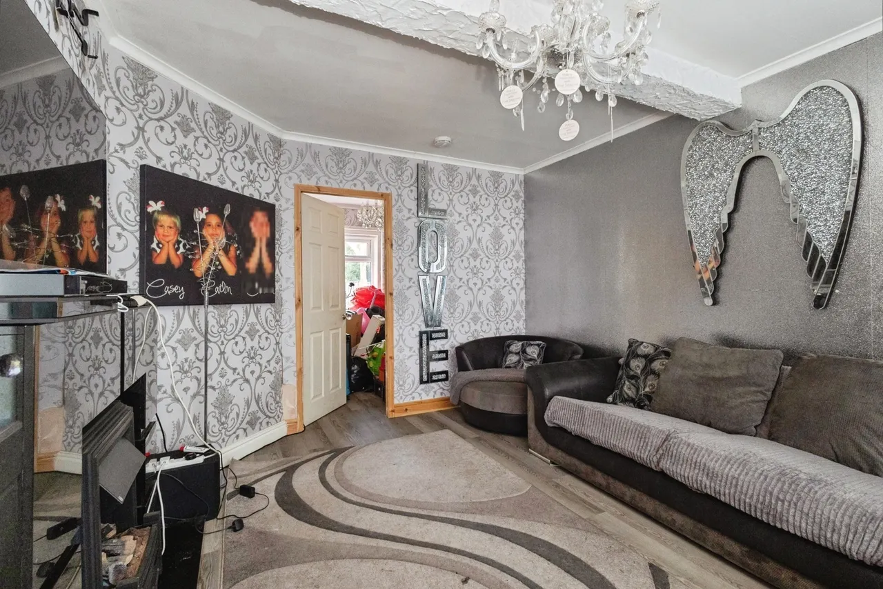 Hartshead Avenue, Ashton-under-Lyne, Greater Manchester, OL6, photo 4