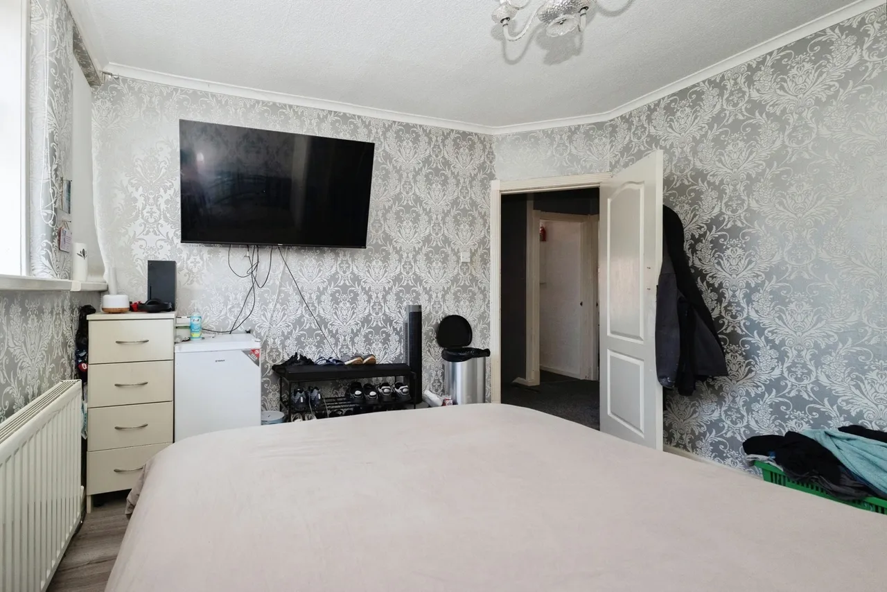 Hartshead Avenue, Ashton-under-Lyne, Greater Manchester, OL6, photo 9