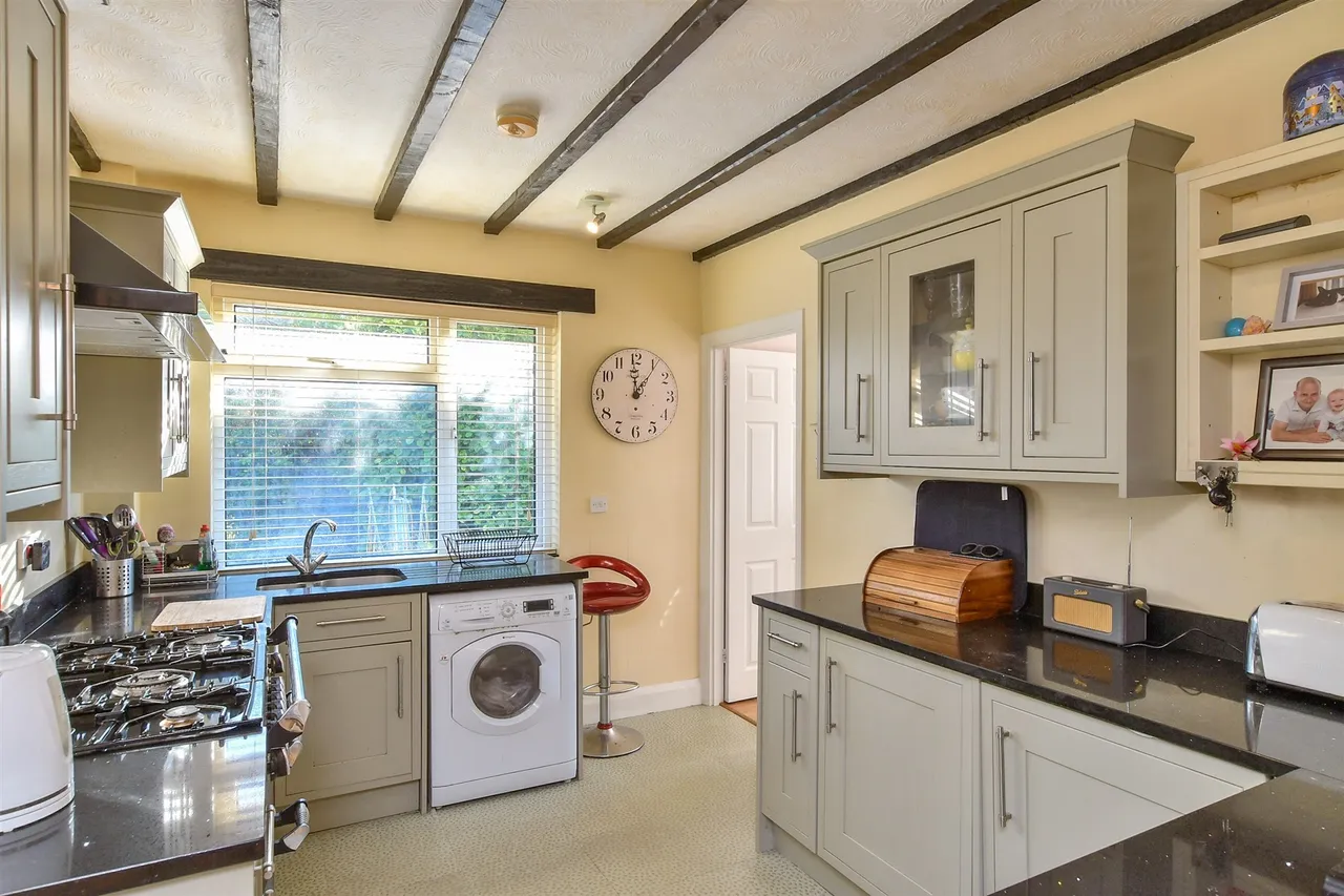 Baywood Gardens, Woodingdean, BN2, photo 4
