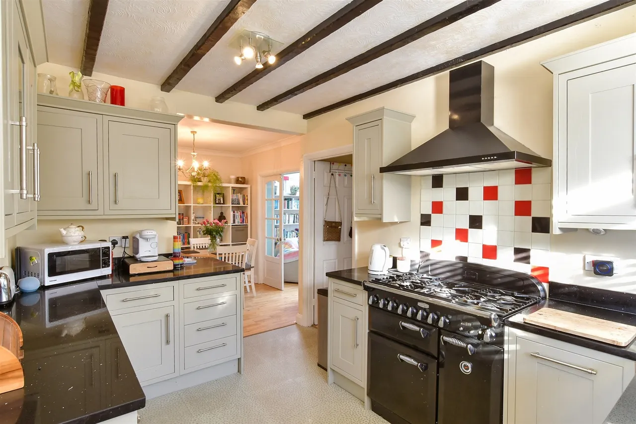 Baywood Gardens, Woodingdean, BN2, photo 8