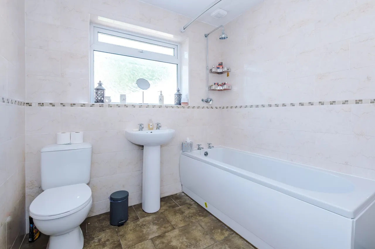 Bolton Road, Ashton-in-Makerfield, Wigan, WN4 8AE, photo 14