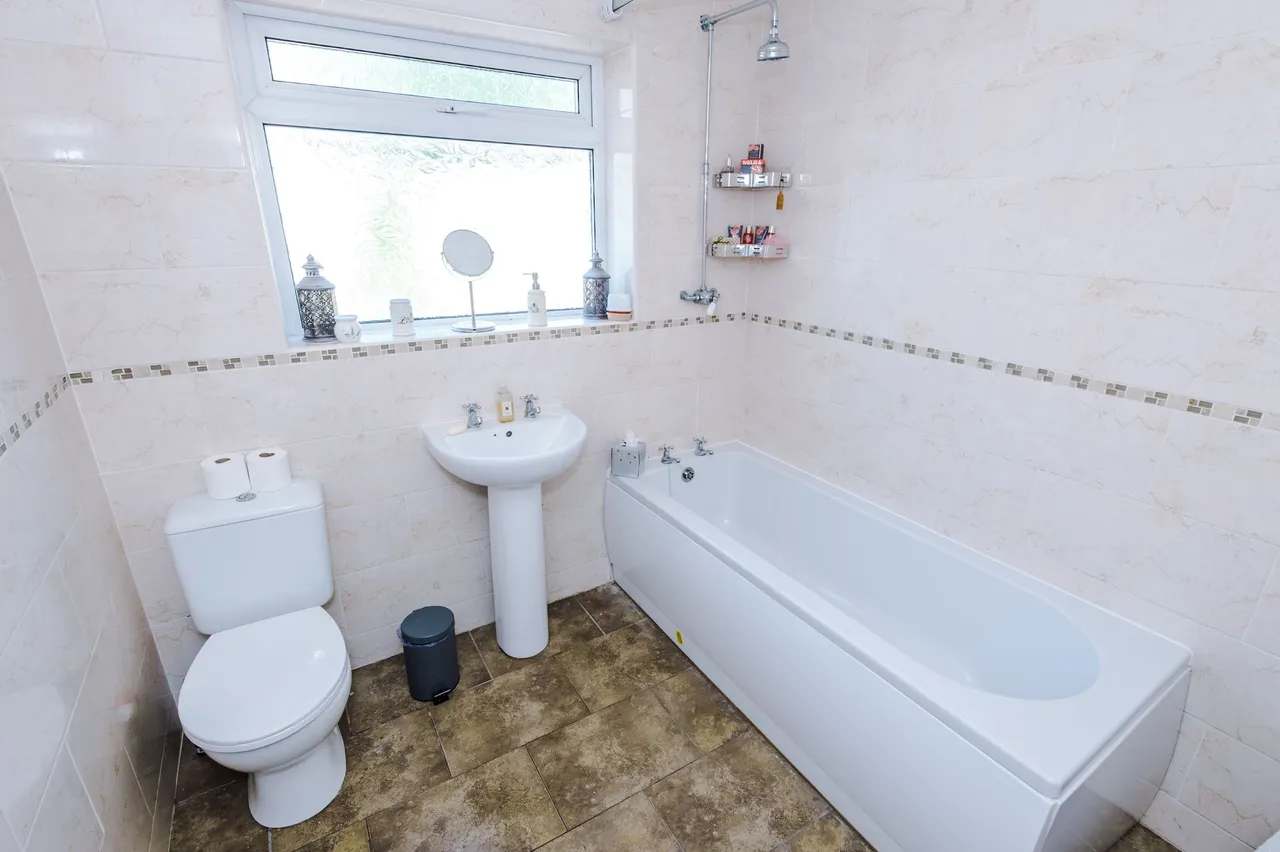 Bolton Road, Ashton-in-Makerfield, Wigan, WN4 8AE, photo 13