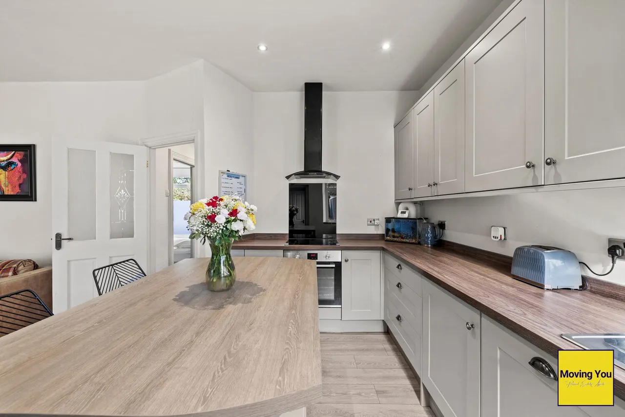Lon Hir, Alltwen, Pontardawe, SA8 3DQ, photo 6