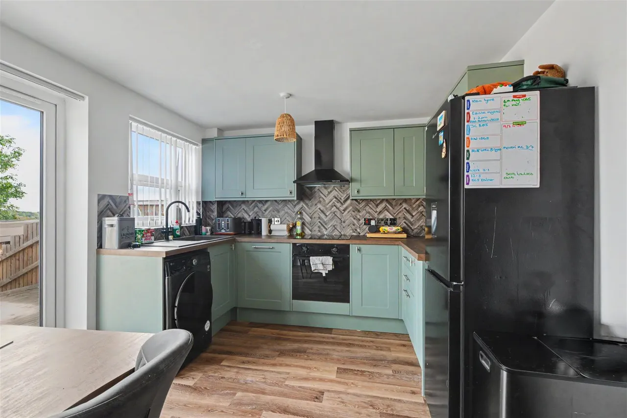 Linden Grove, Sandiacre, NG10, photo 4