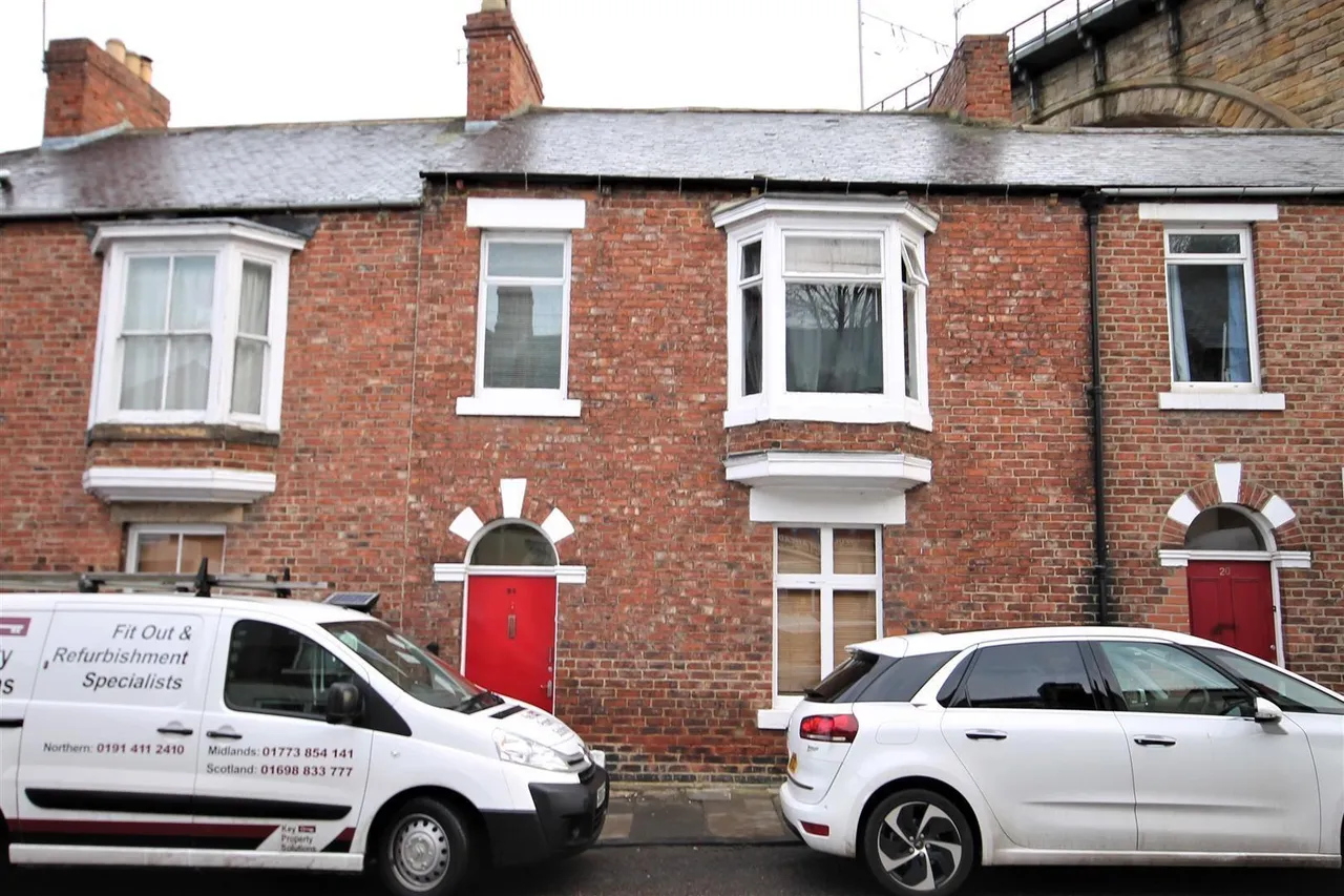 5 bed property to rent, Sutton Street, Durham City, DH1