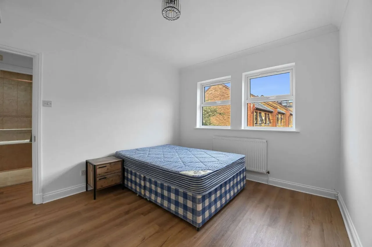 Pegasus Close, Green Lanes, London, N16 9BP, photo 5