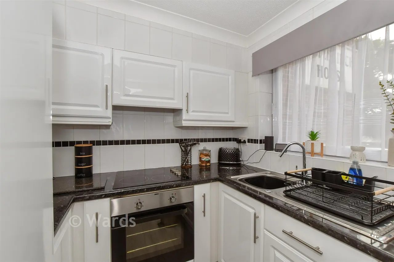 Hunting Gate, Birchington, CT7, photo 5