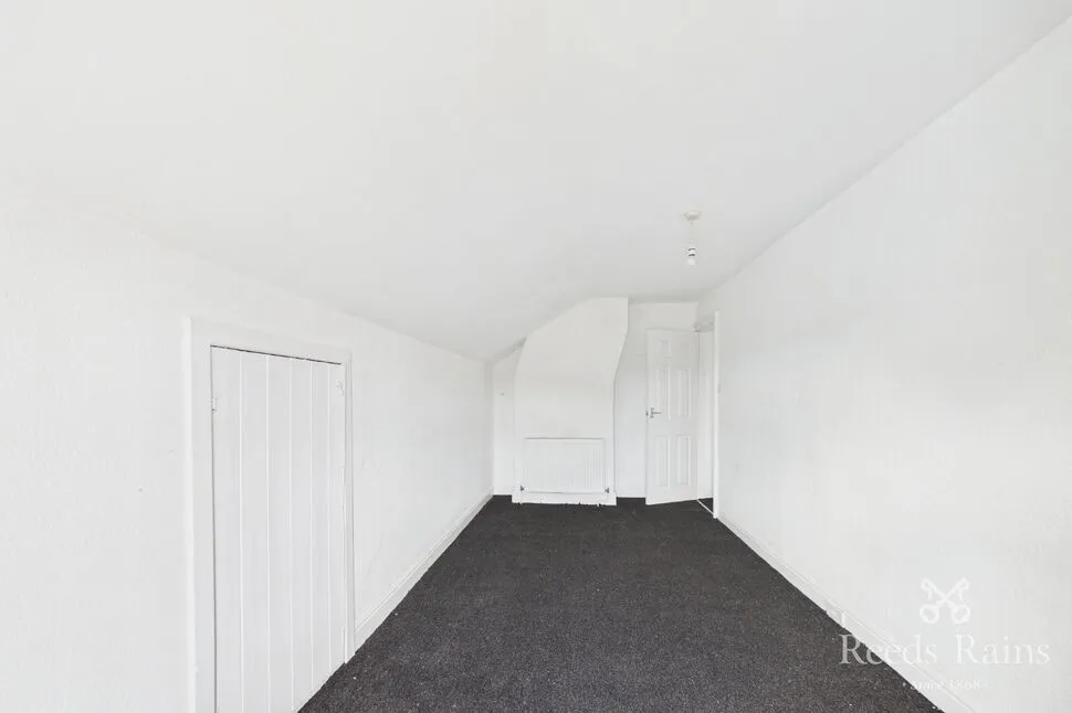 Huddersfield Road, Wyke, West Yorkshire, BD12, photo 11