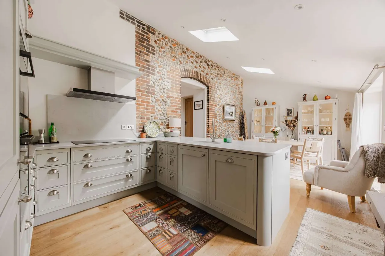 4 bed house for sale — Valley Lane, Holt, Norfolk, NR25 6SF