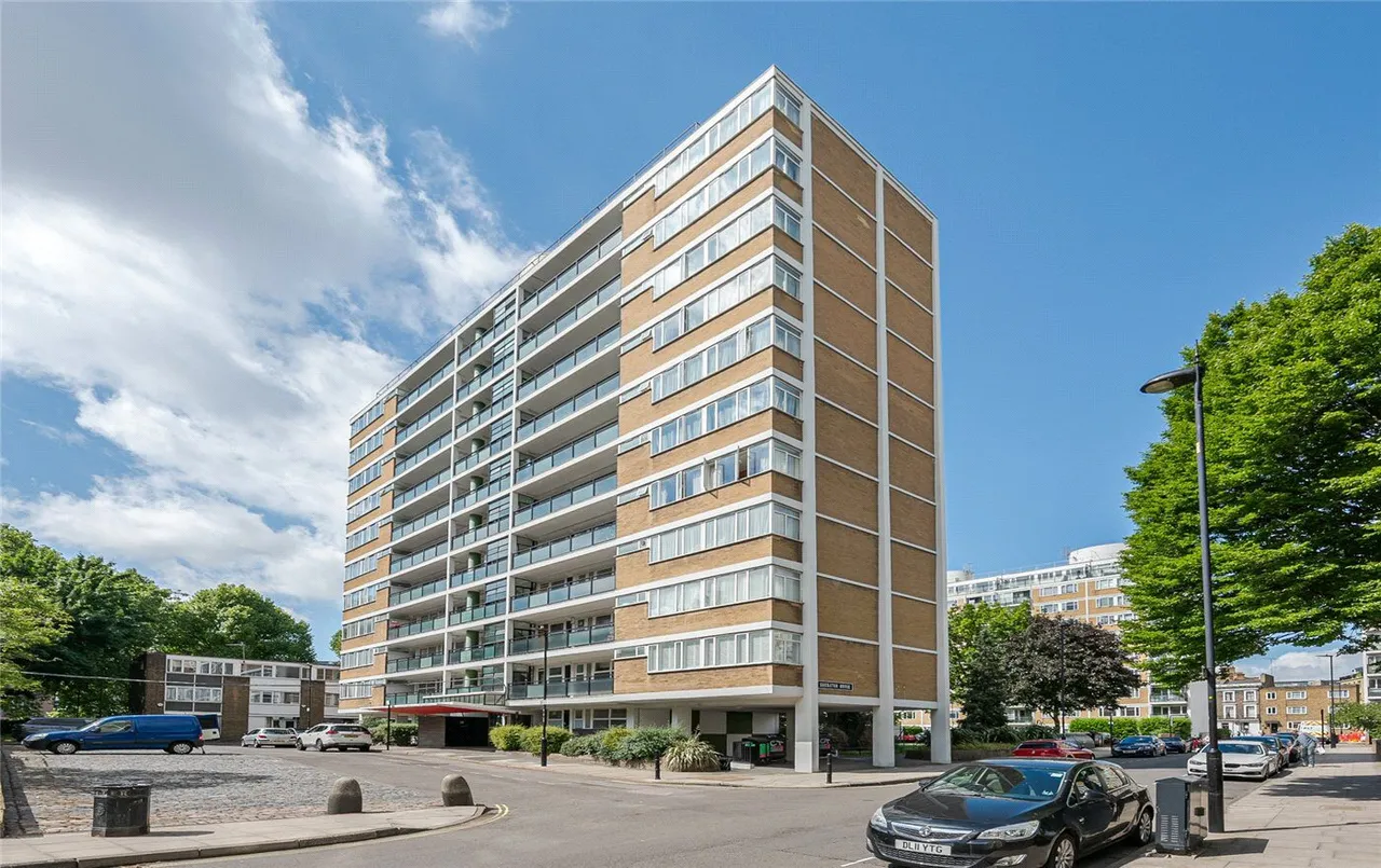 Churchill Gardens, London, SW1V, photo 8