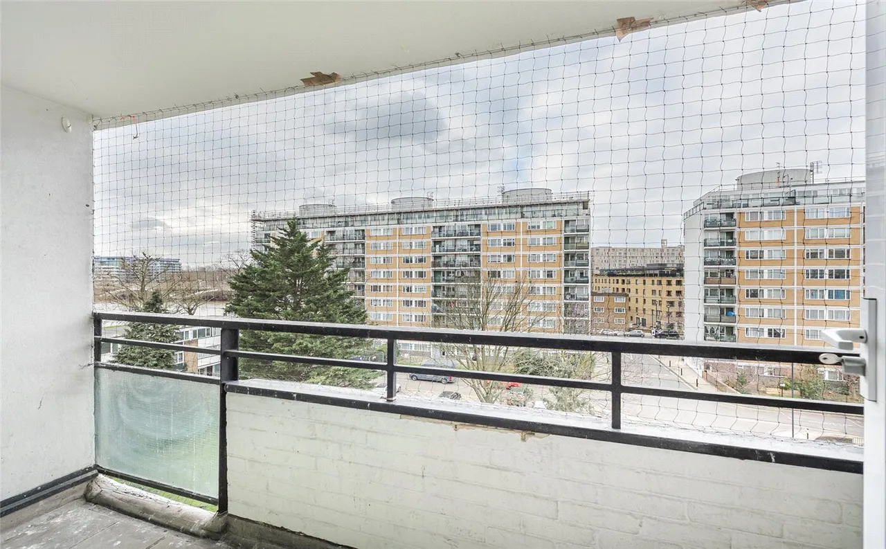 Churchill Gardens, London, SW1V, photo 6