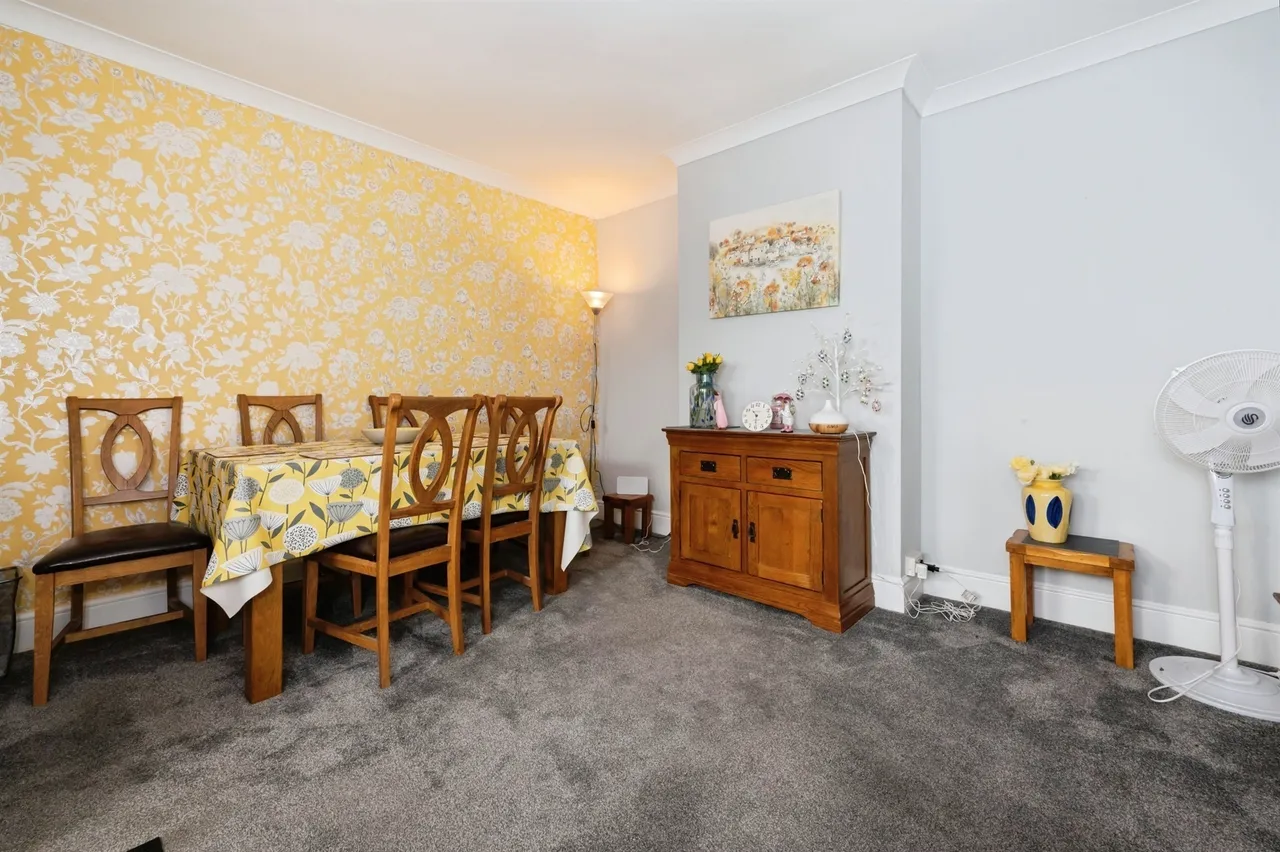 Woodmill Lane, Southampton, SO18, photo 5