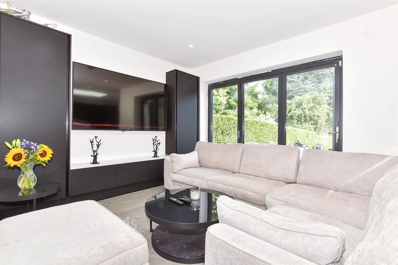 Heath Road, Boughton Monchelsea, ME17, photo 6