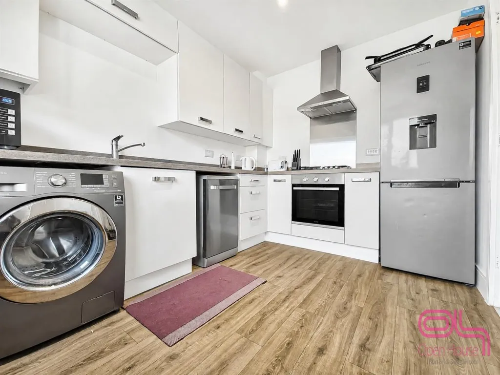 Furnace Lane, Castle Gresley, DE11, photo 14
