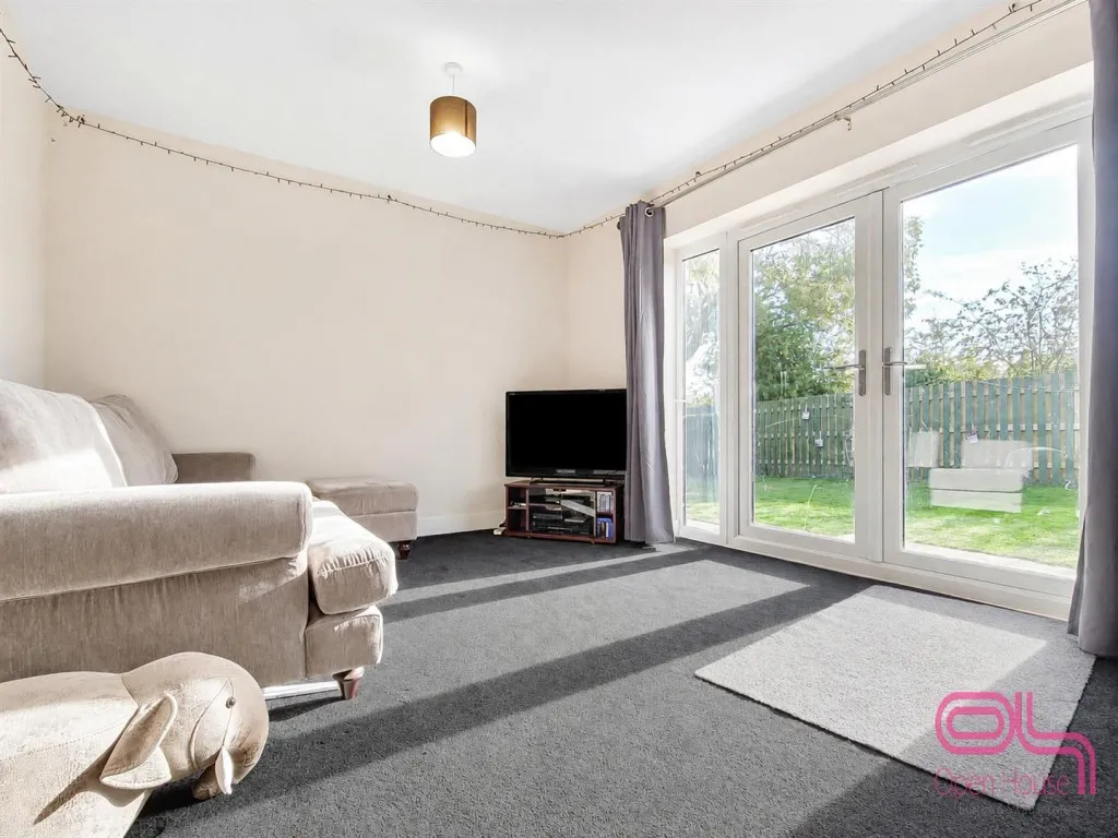 Furnace Lane, Castle Gresley, DE11, photo 8