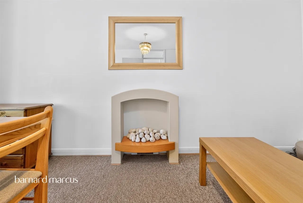 Poplar Grove, London, N11, photo 8