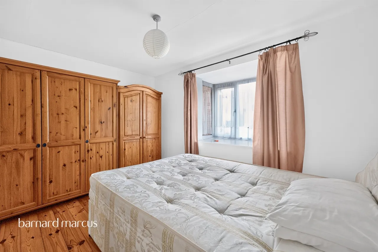 Poplar Grove, London, N11, photo 7