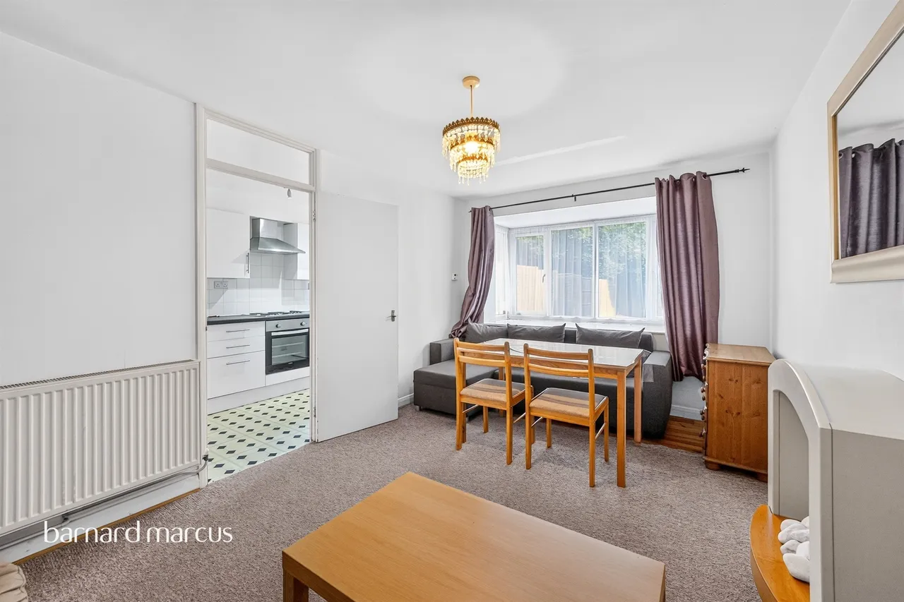 Poplar Grove, London, N11, photo 3