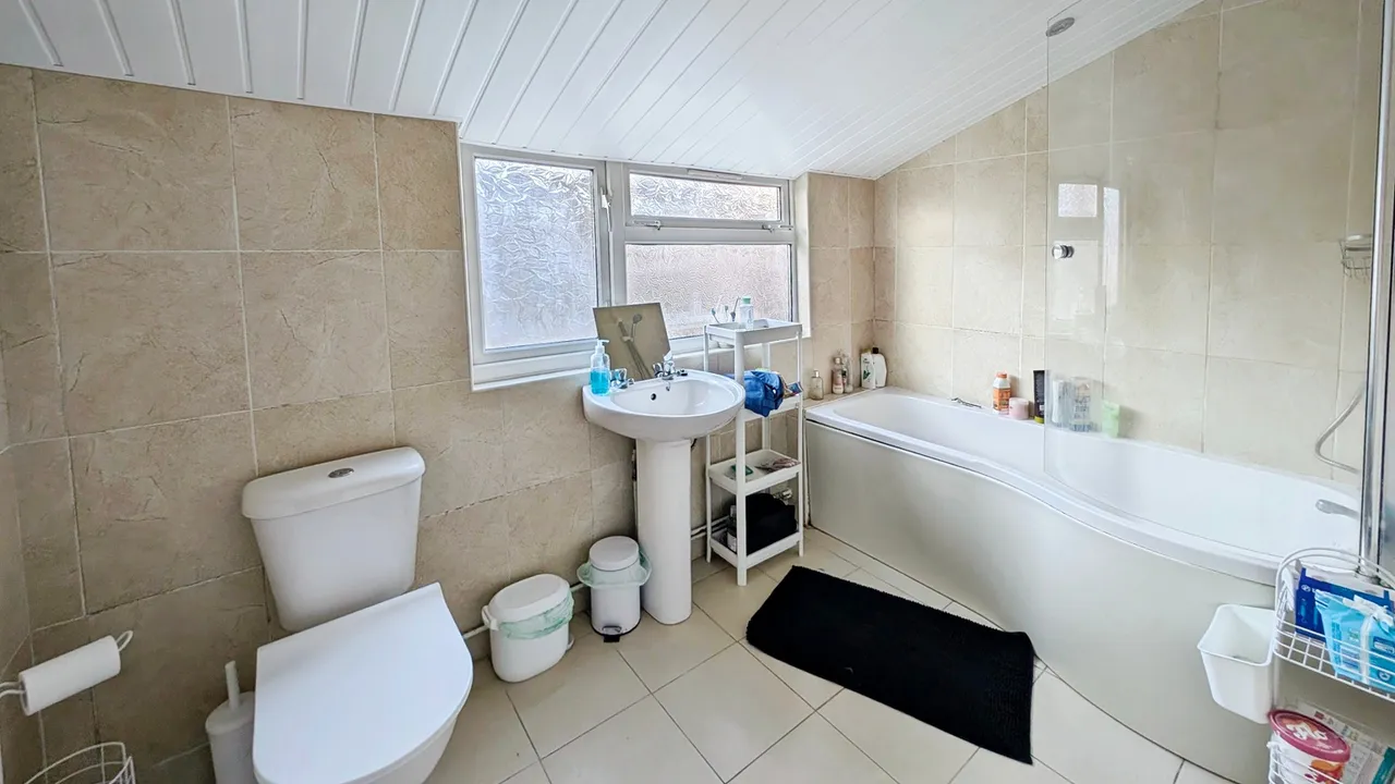 Daniel Street, Cardiff, CF24 4NY, photo 6