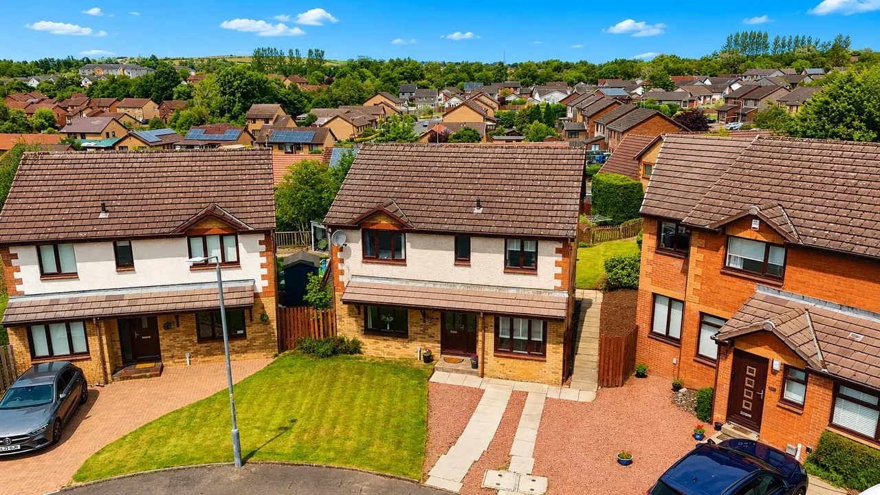 Mardale, Stewartfield, East Kilbride, Glasgow, G74 4ND, photo 2