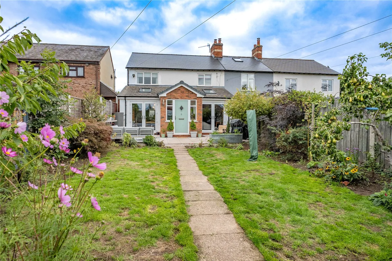 3 bed house for sale — Melbourne Road, Bromsgrove, Worcestershire, B61 8PF